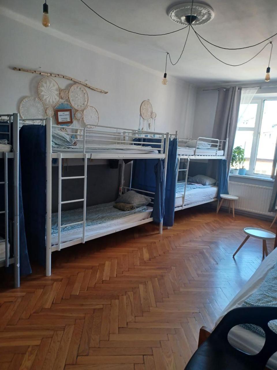 Real Vip Hostel คราคูฟ ภายนอก รูปภาพ