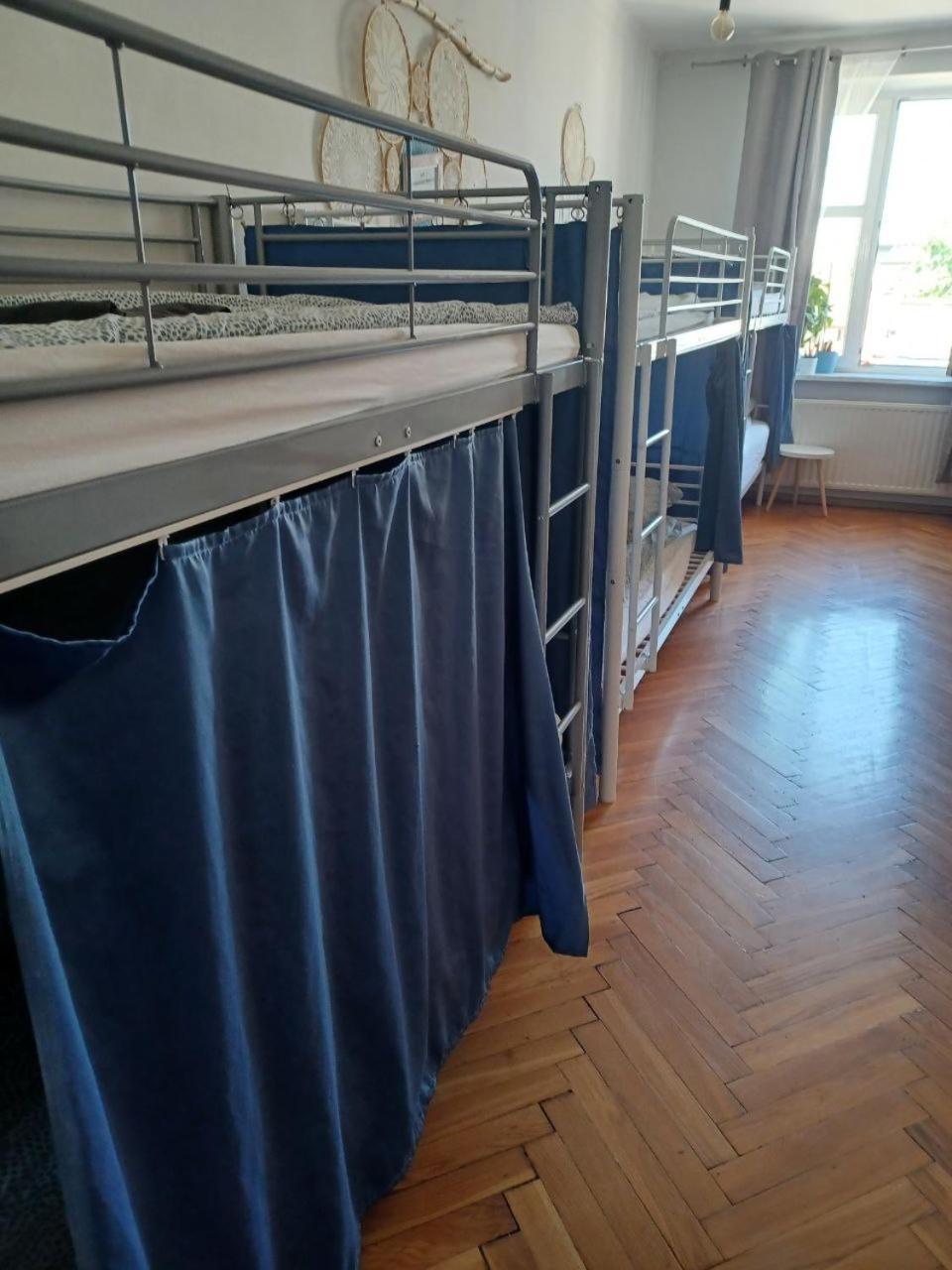 Real Vip Hostel คราคูฟ ภายนอก รูปภาพ